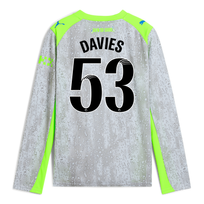 Mayzee Davies