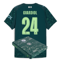 701237111DP001_pp_01_mcfc.png?