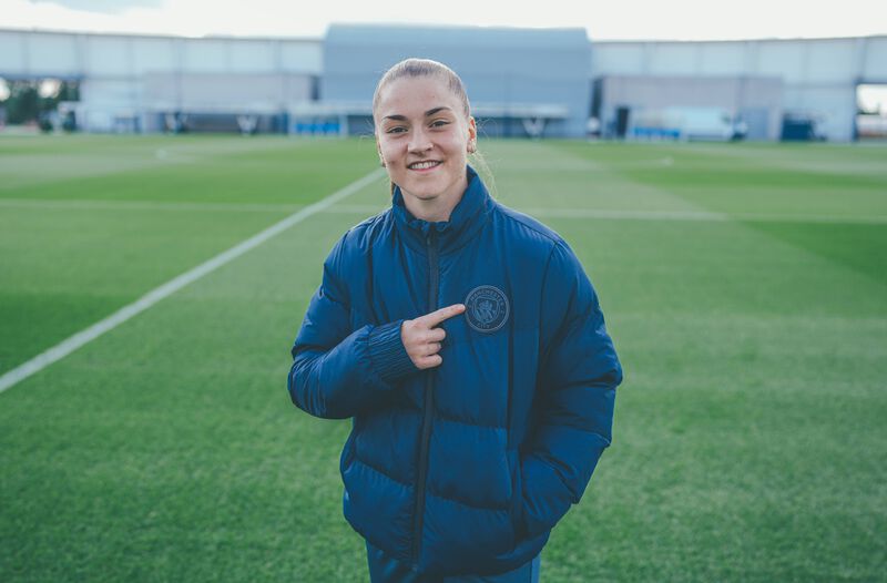 MCFC WOMENS PADDED JACKET - navy