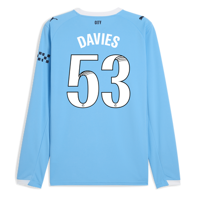 Mayzee Davies