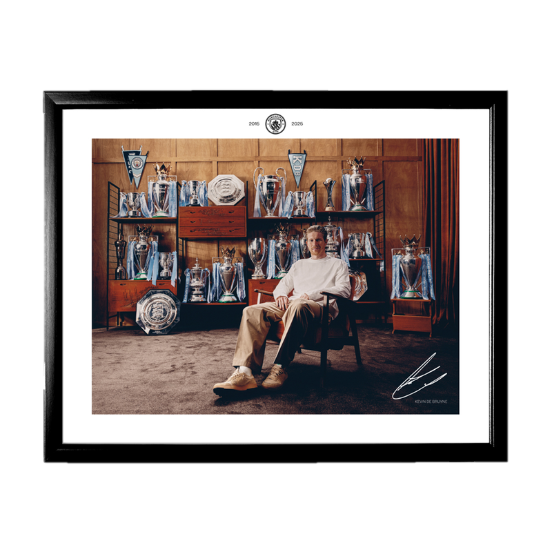 MCFC KDB TROPHY ART PRINT - Blue