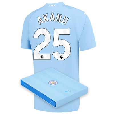 Camiseta Authentic 1ª Equipación Manchester City 2023/24 con estampado de AKANJI 25 en caja de regalo
