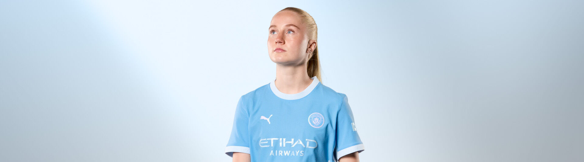 19 Laura Blindkilde Brown | Official Man City Store